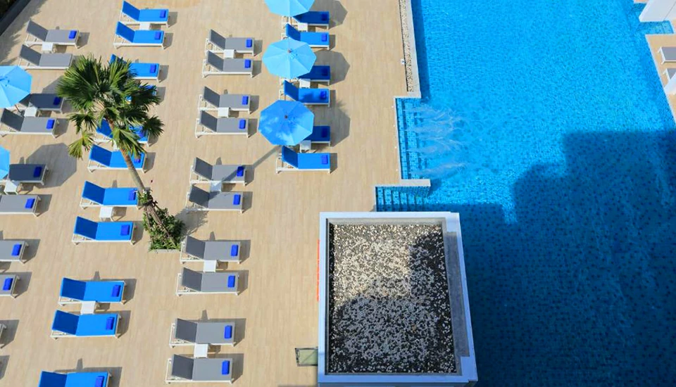 هتل بلو سوتل کرابی